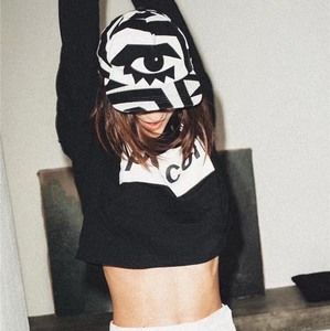 Meet your Posher, Yueling